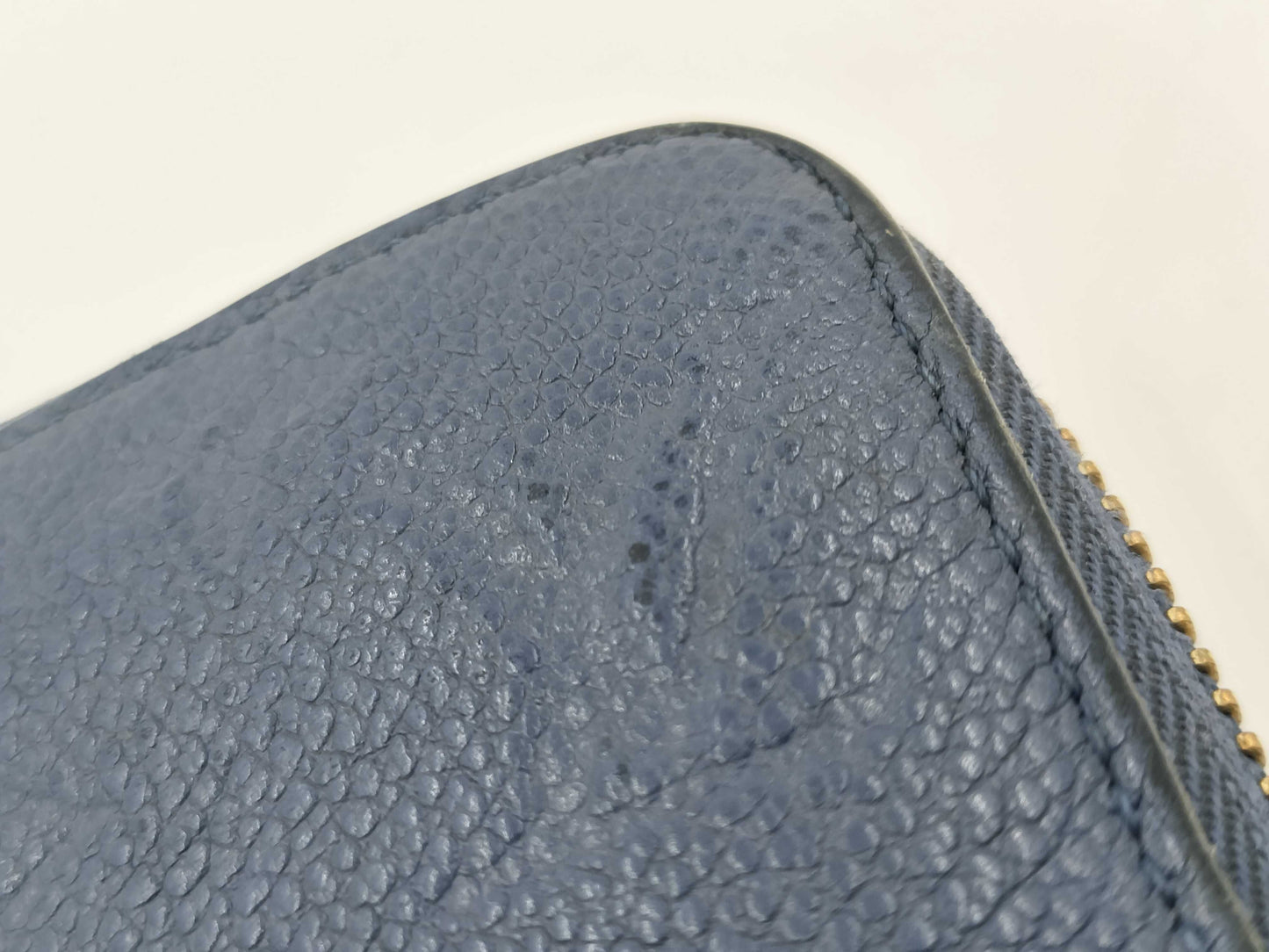 LOUIS VUITTON Monogram Empreinte Zippy Wallet