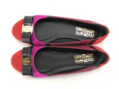 Salvatore Ferragamo Vara Pumps