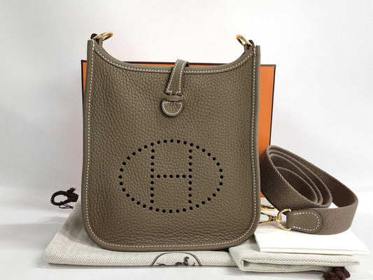 HERMES Evelyne 16 TPM Etoupe Gold Hardware K Stamped Shoulder Bag
