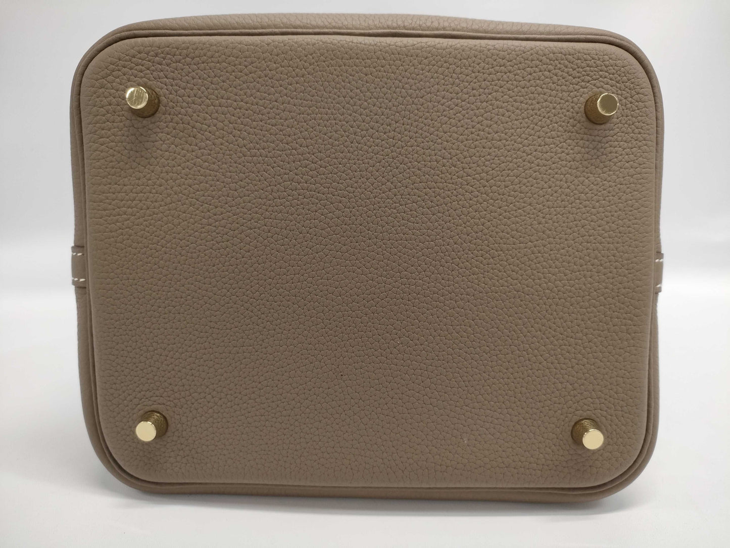 HERMES Picotin Lock MM Taurillon Etoupe Gold Hardware D Stamped Handbag