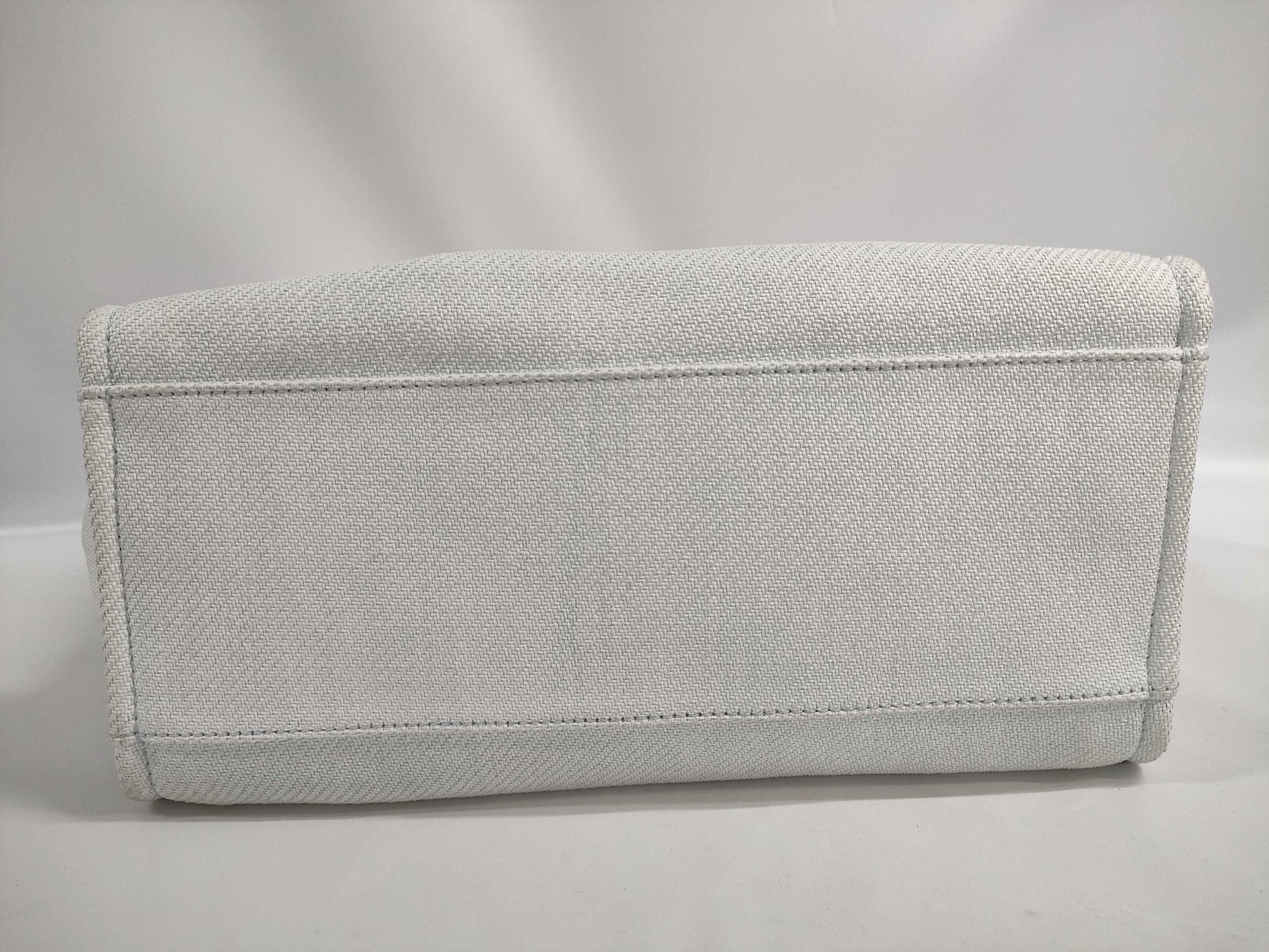 CHANEL CHANEL Deauville MM Tote Bag Tote Bag