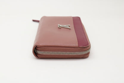LOUIS VUITTON LockMe Zippy Wallet