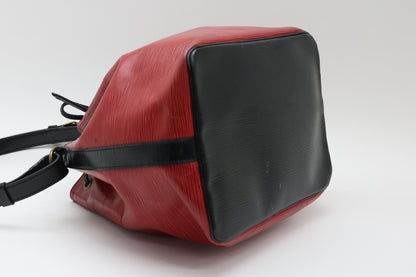 LOUIS VUITTON Epi Petit Noe Shoulder Bag