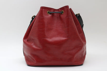 LOUIS VUITTON Epi Petit Noe Shoulder Bag