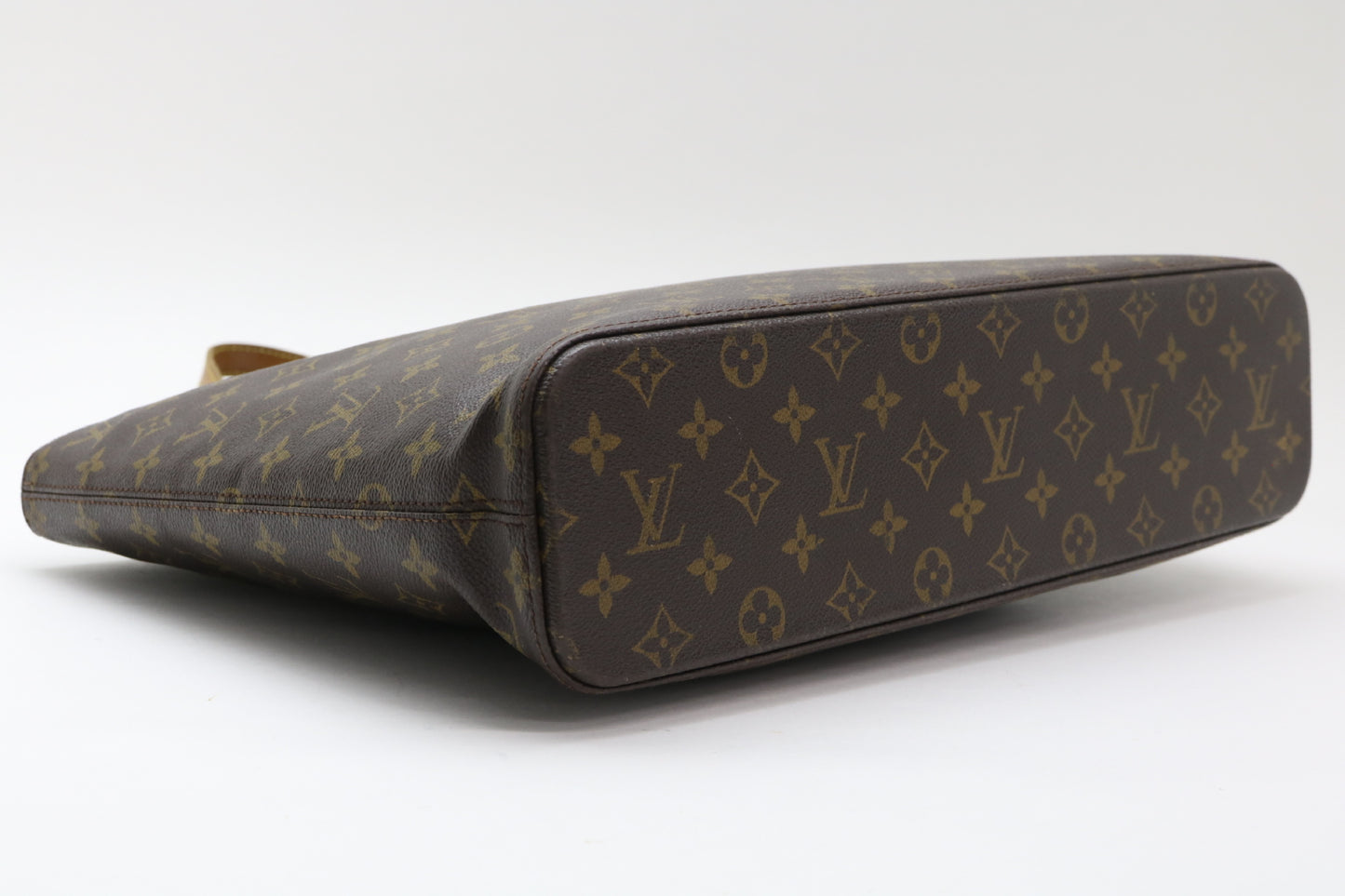 LOUIS VUITTON Monogram Monogram Luco Tote Bag