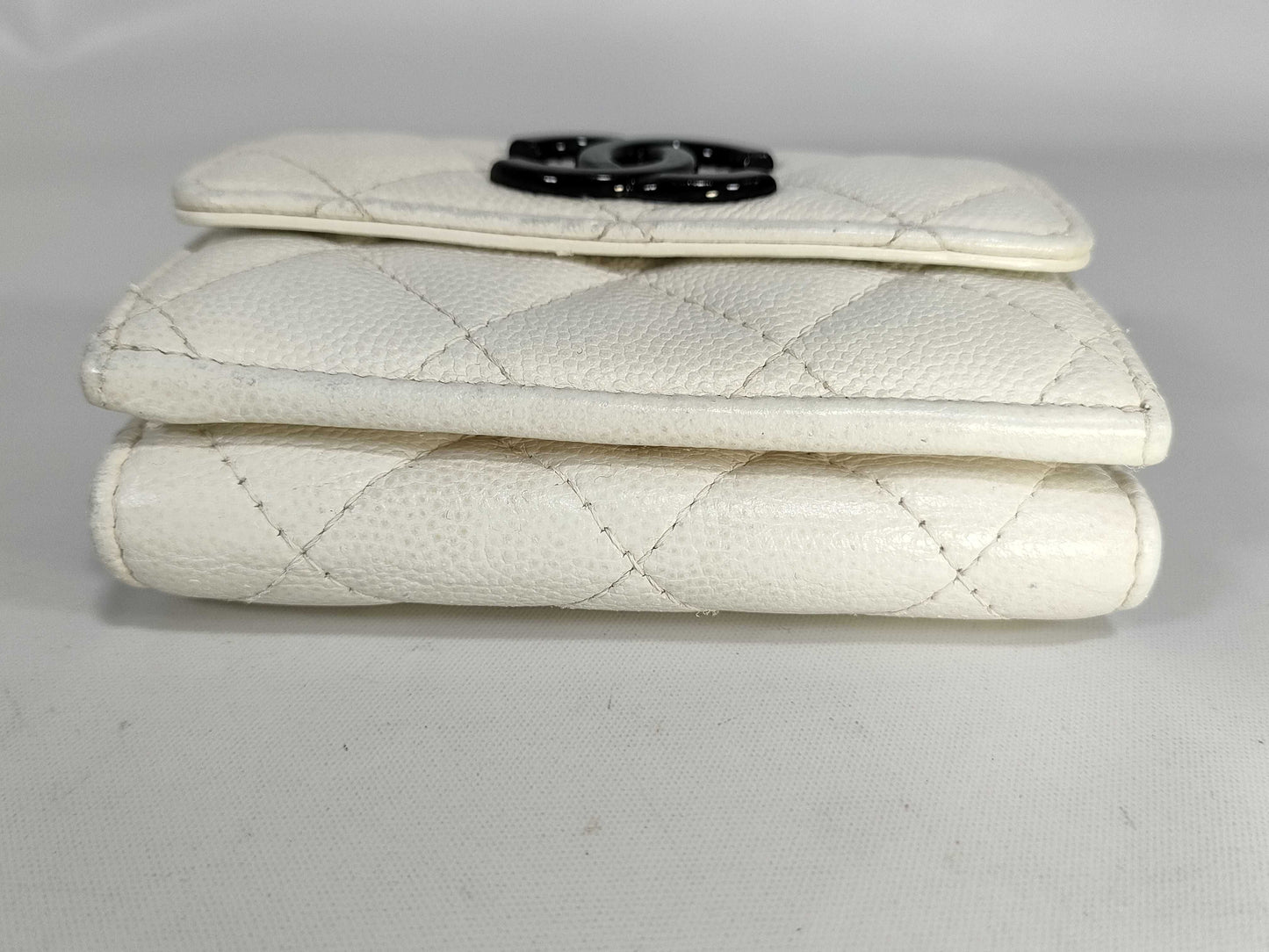 CHANEL Caviar Skin CHANEL Matelasse Compact Wallet No. 30 Caviar Skin Wallet