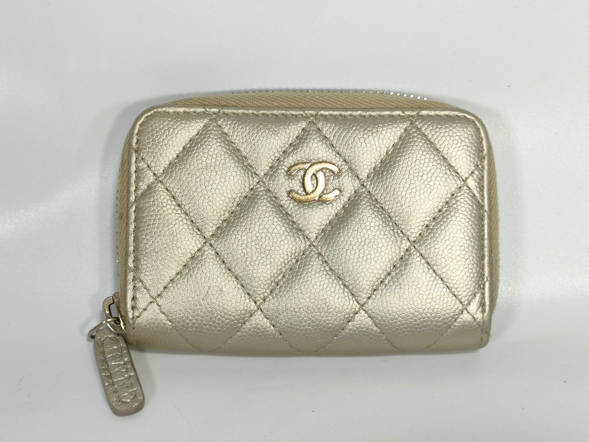 CHANEL Caviar Skin Matelasse No. 22 Coin Case/Card Case/Wallet