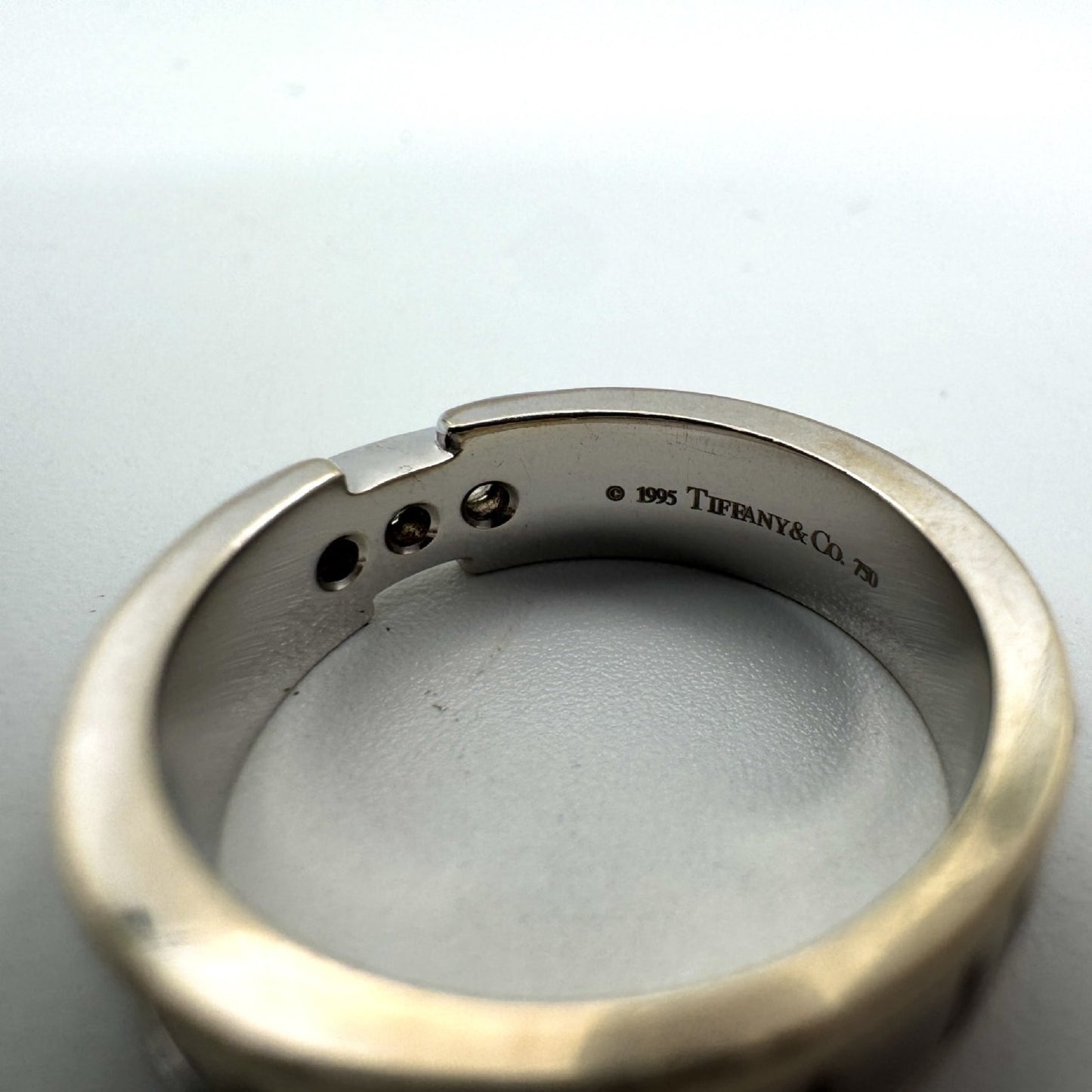 Tiffany & Co. Atlas WG 750 7.7g Ring 