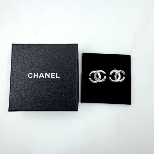 CHANEL Coco Mark 01P Clip-on Earrings