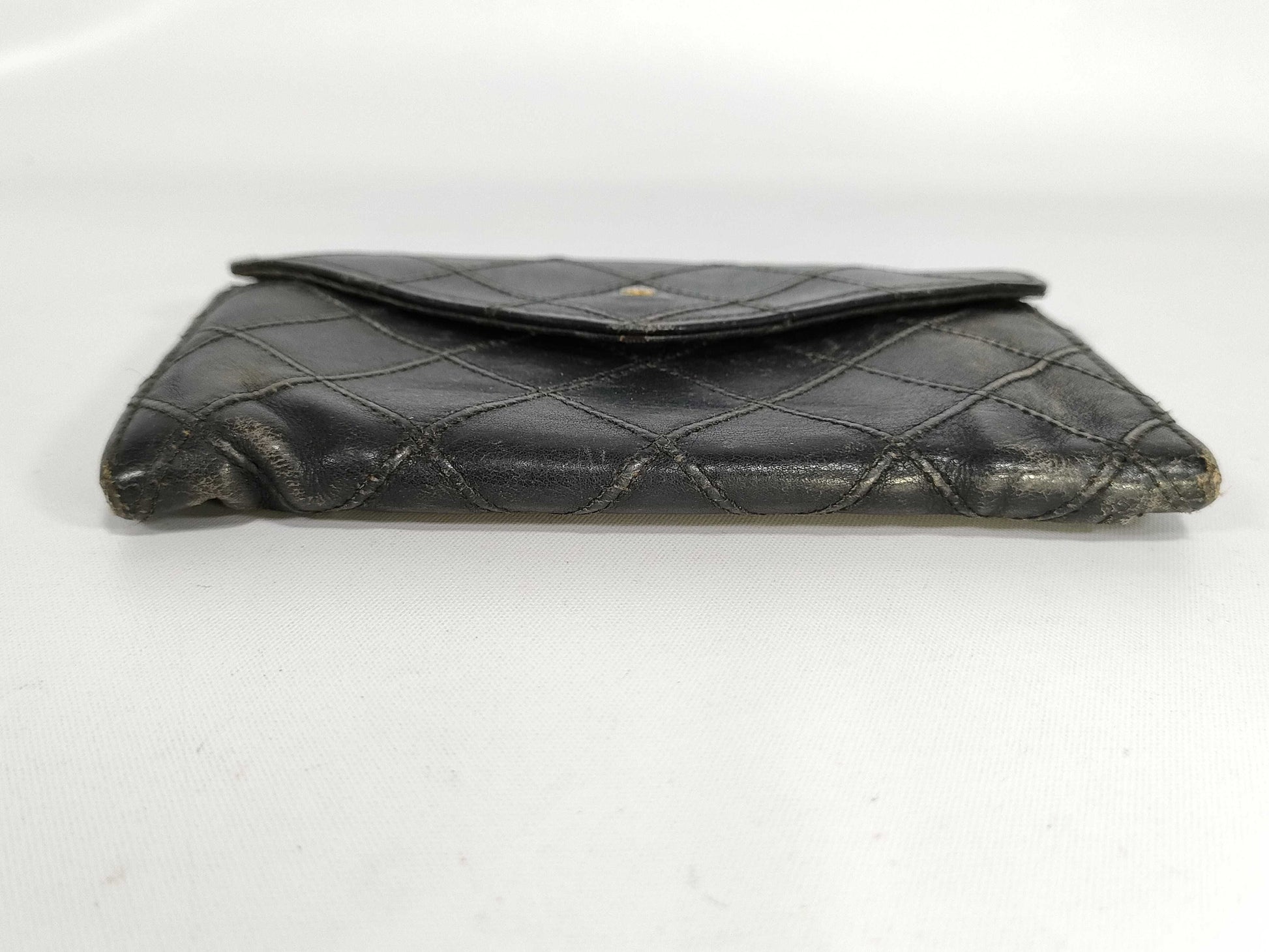 CHANEL Matelasse Picolore Wallet