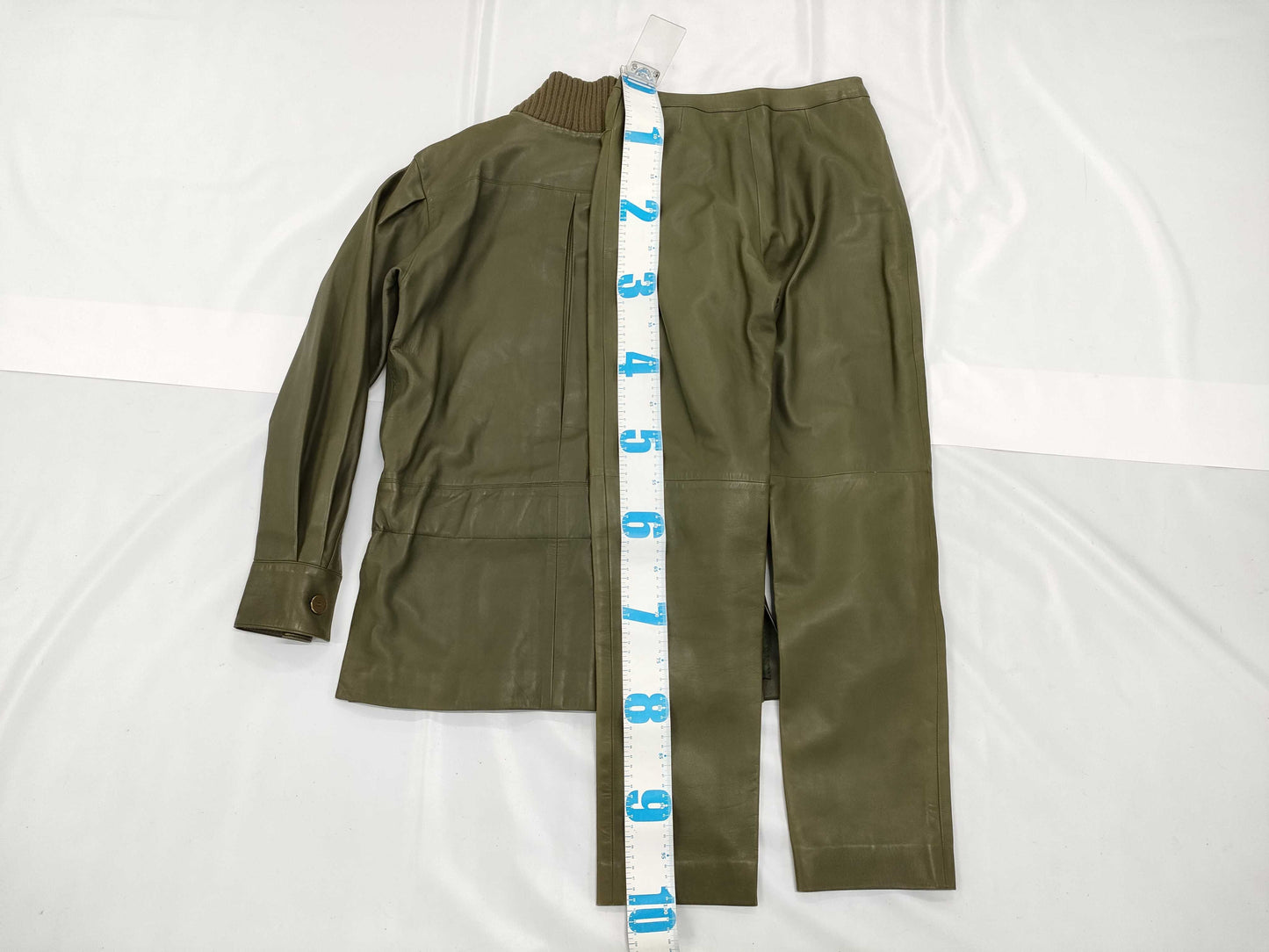 CHANEL 01A Leather Set P18055V00952 Size 36 Other Apparel