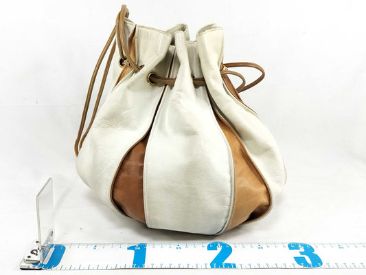 GUCCI GUCCI GUCCI Gucci Drawstring Leather Shoulder Bag