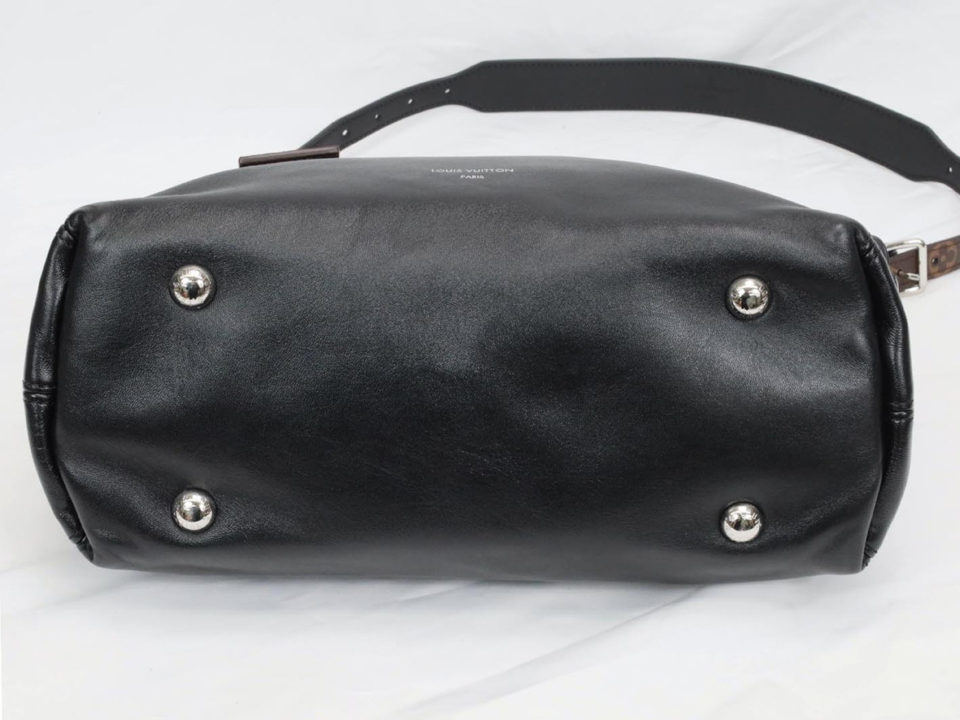 LOUIS VUITTON Monogram Carryall Cargo Vibe RFID Verified Shoulder Bag