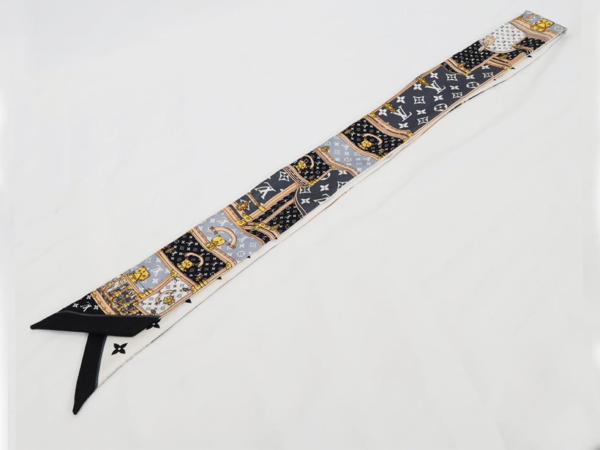 LOUIS VUITTON Monogram Twilly Scarf