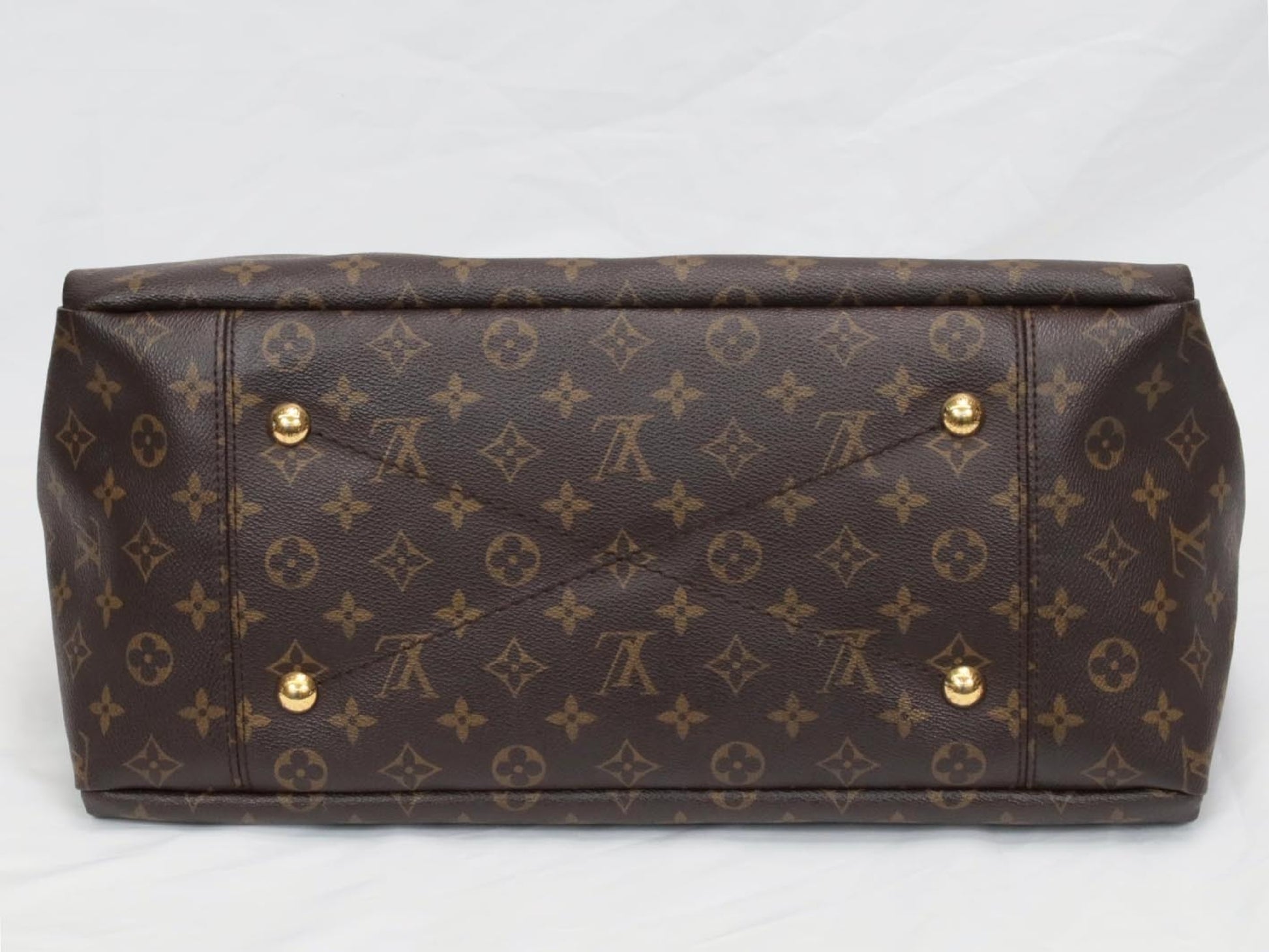 LOUIS VUITTON Monogram Artsy MM M40249 Shoulder Bag