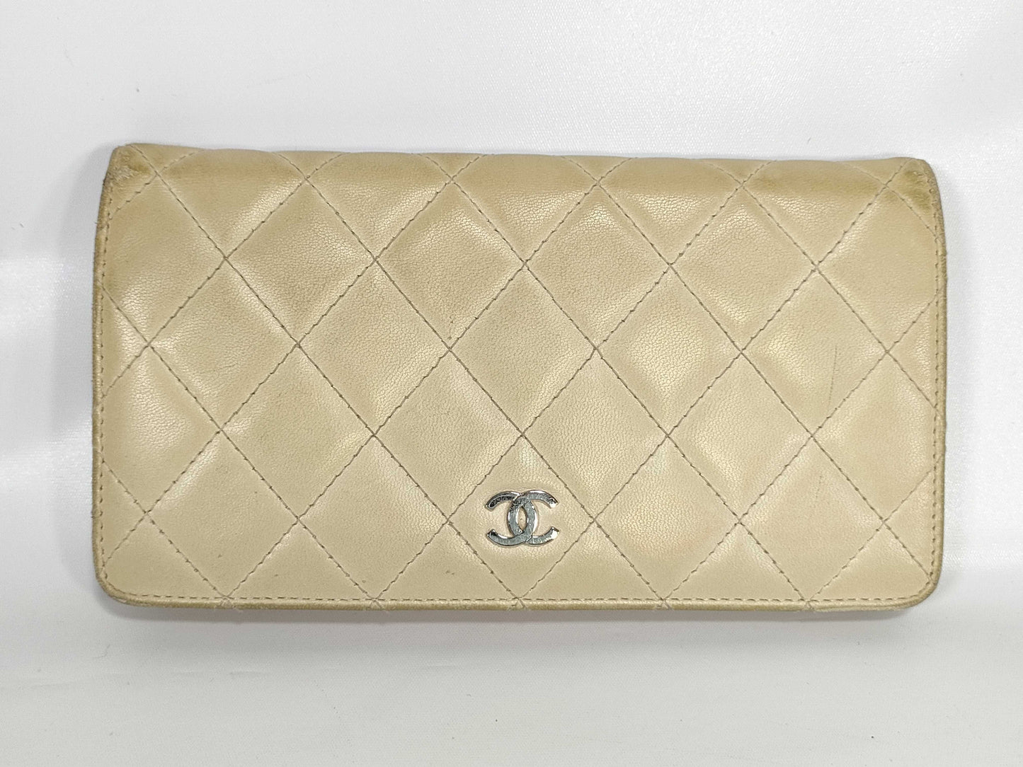 CHANEL Matelasse Coco Mark Silver Lambskin Leather Long Wallet