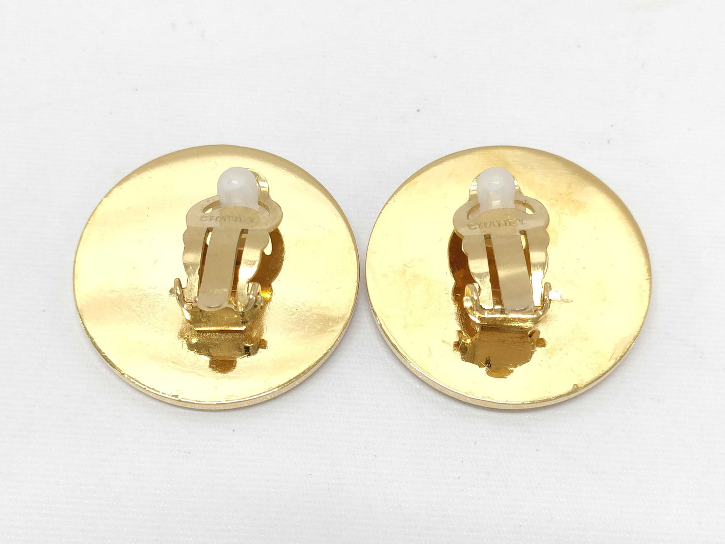 CHANEL Buffalo Earrings [CHANEL engraved]