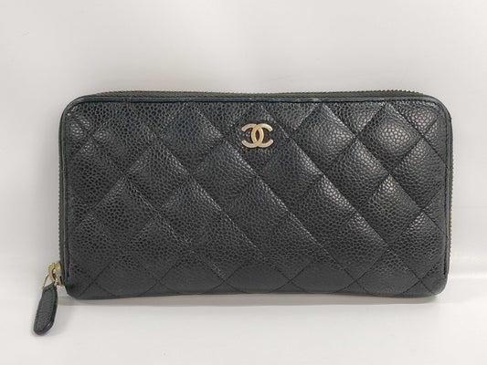 CHANEL CHANEL Round Zip Caviar Leather Wallet