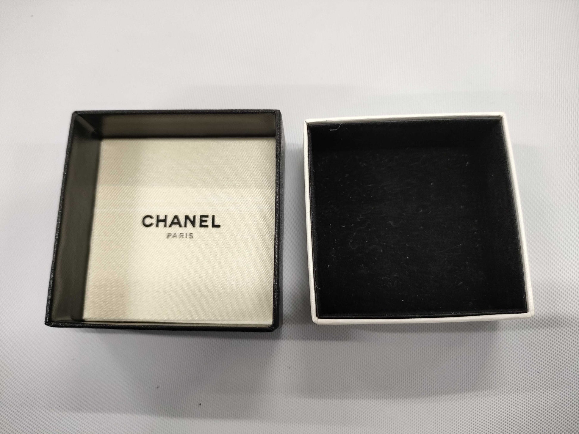 CHANEL 20-piece set of empty boxes. Brand-name empty boxes. Boxes. 