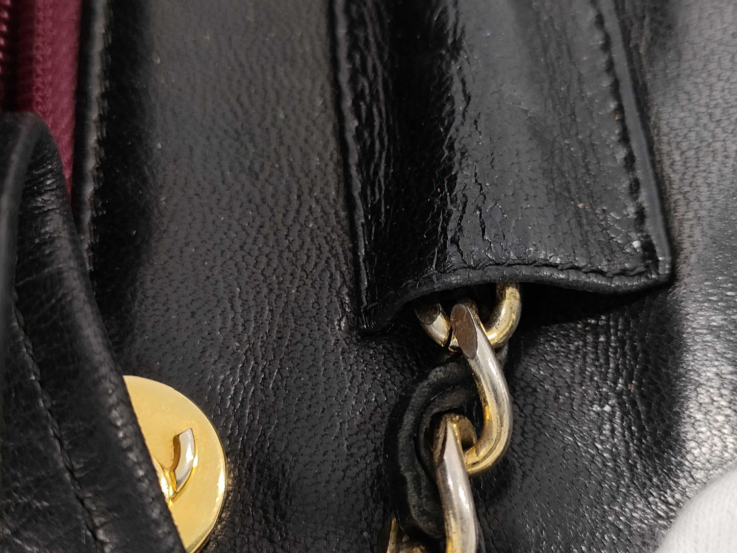 CHANEL Matelasse Chain Shoulder Bag