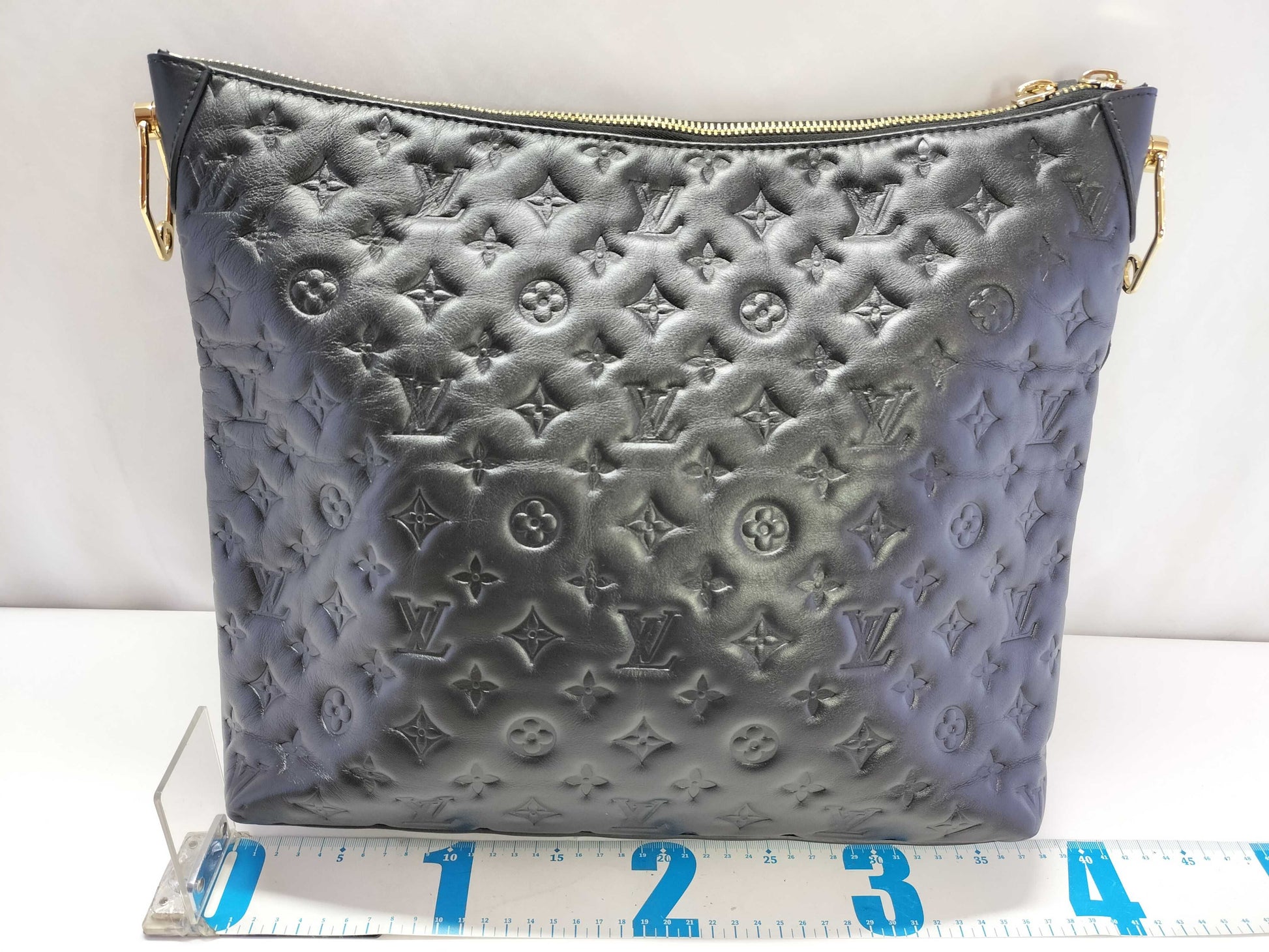 LOUIS VUITTON M12068 Cushion Hobo MM Shoulder Bag