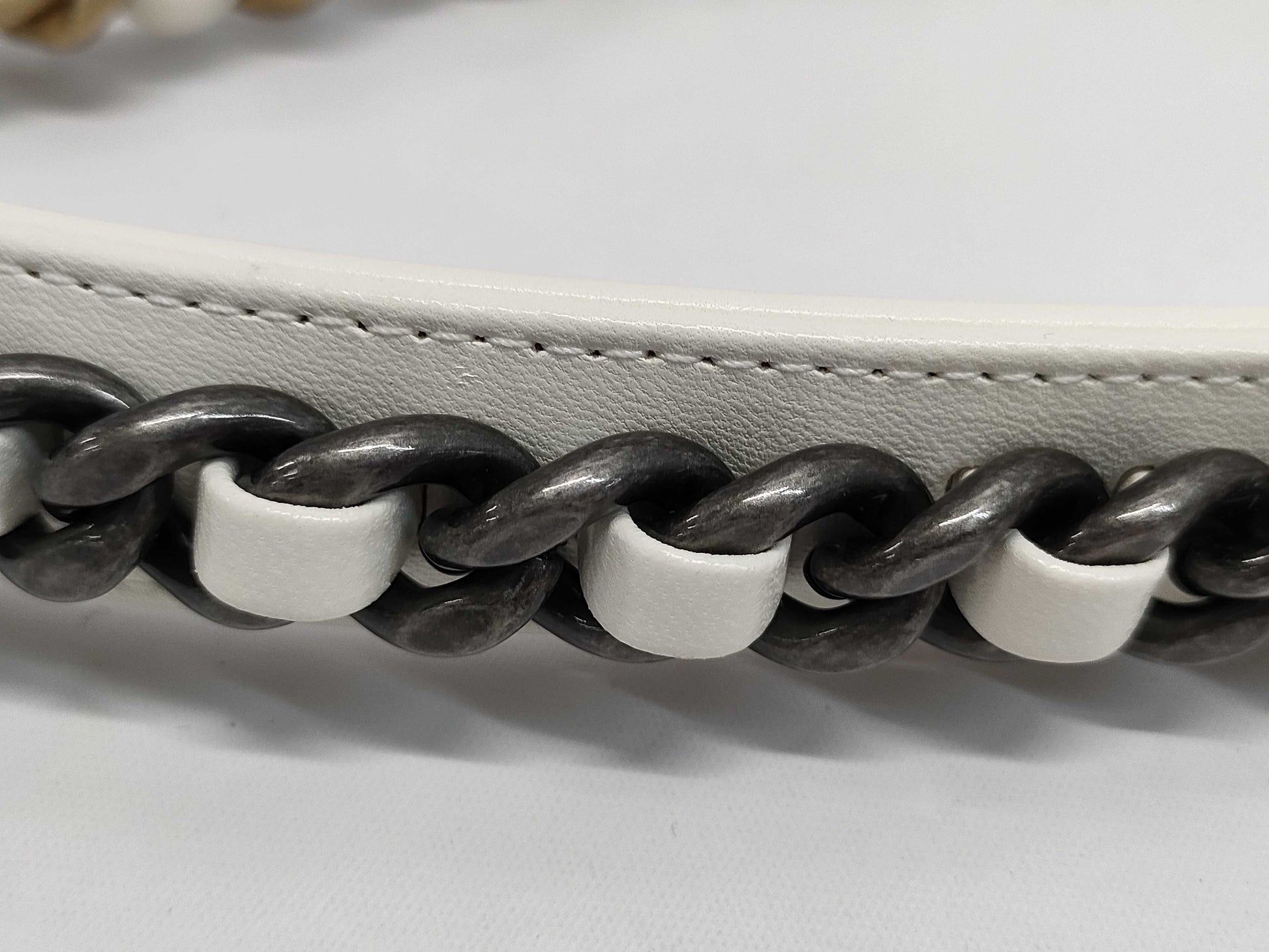 CHANEL 19 Bag White Lambskin Chain Shoulder Bag