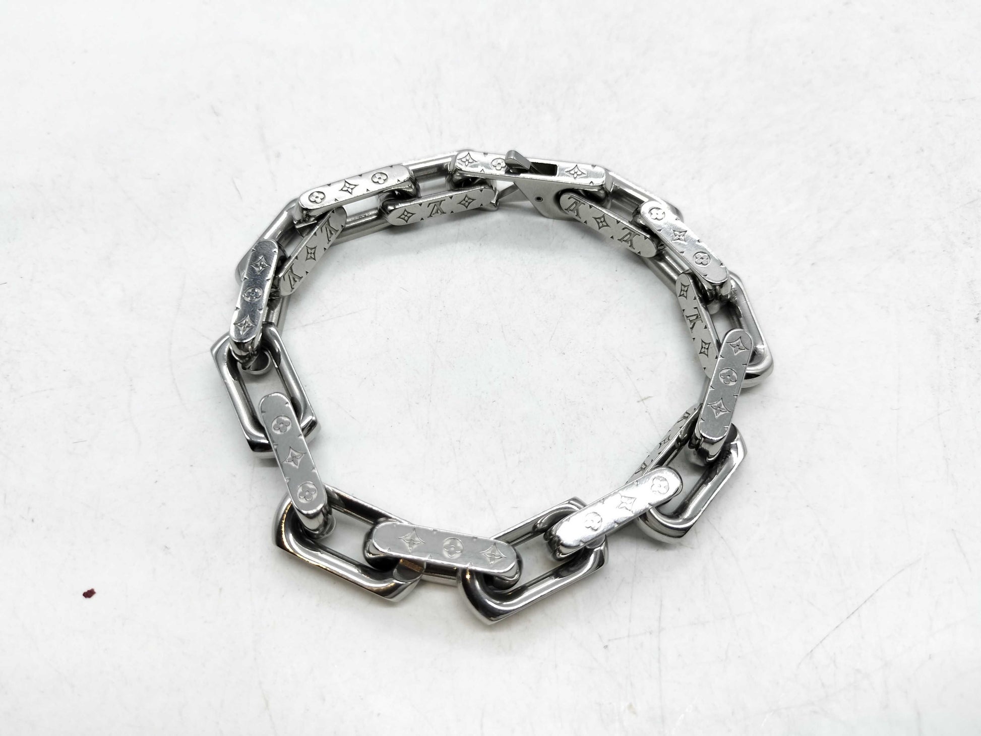LOUIS VUITTON Monogram Chain Bracelet M00309 Bracelets & Bangles