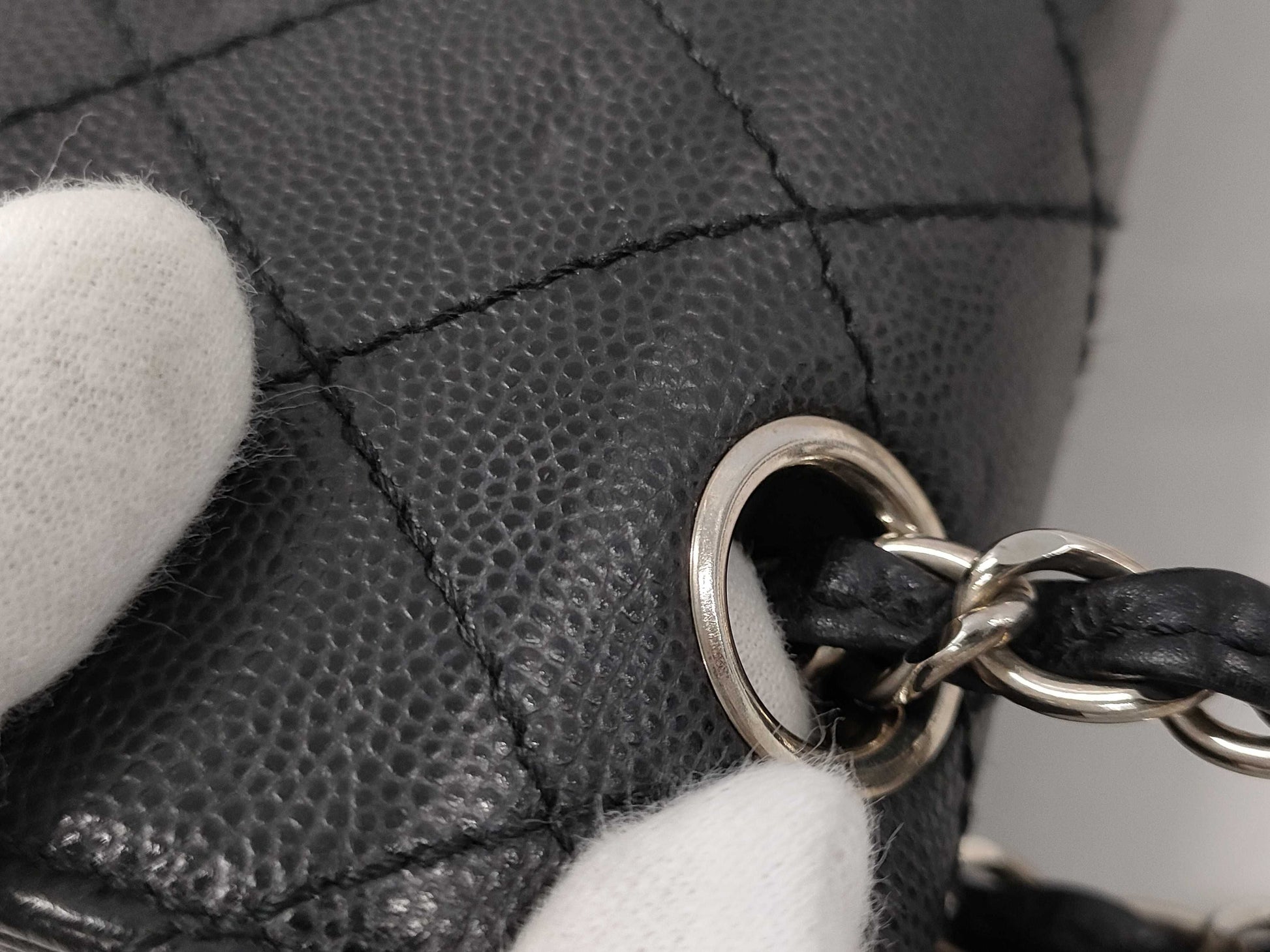 CHANEL Chain Shoulder Bag with Caviar Skin
