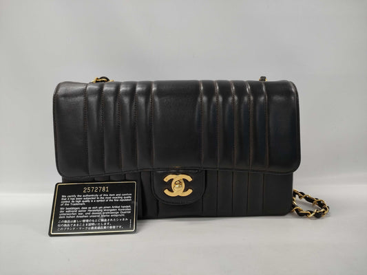 CHANEL Mademoiselle Chain Shoulder Bag