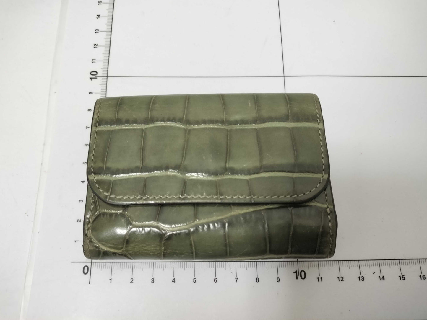 Chloe Chloe Croco Embossed Khaki Tri-fold Wallet