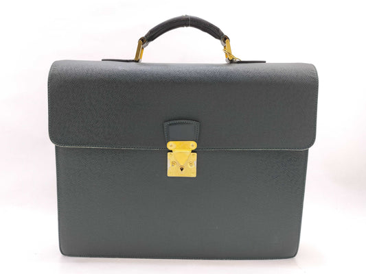 LOUIS VUITTON Taiga Serviette Clado Business Bag, Green