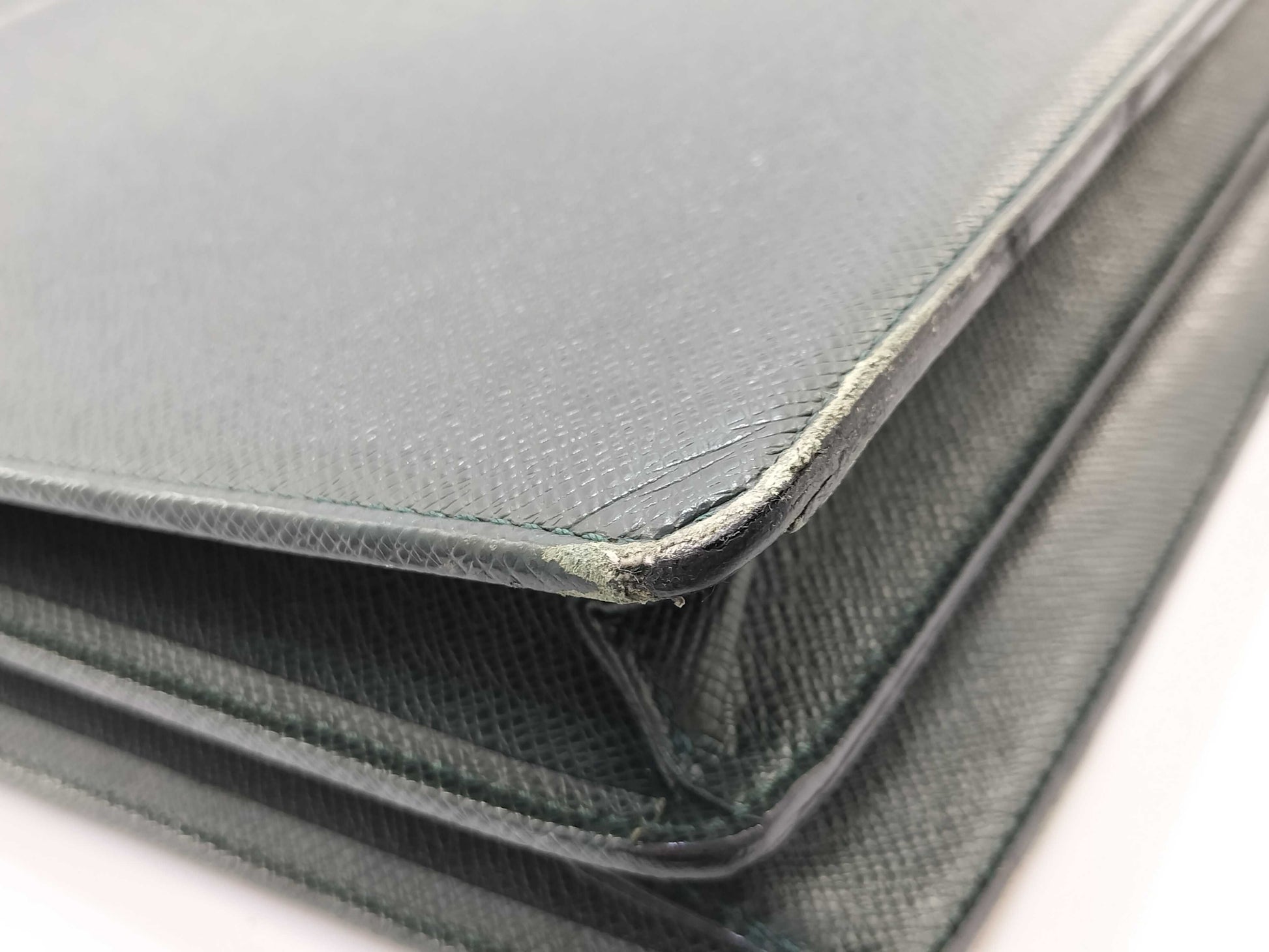 LOUIS VUITTON Taiga Serviette Clado Business Bag, Green