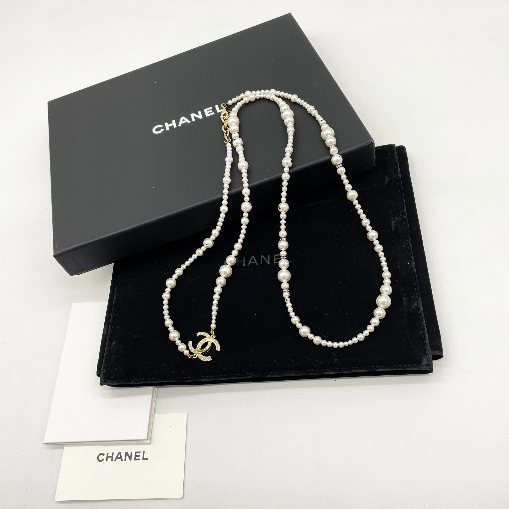 CHANEL CHANEL Coco Mark Faux Pearl Necklace A18P Necklace