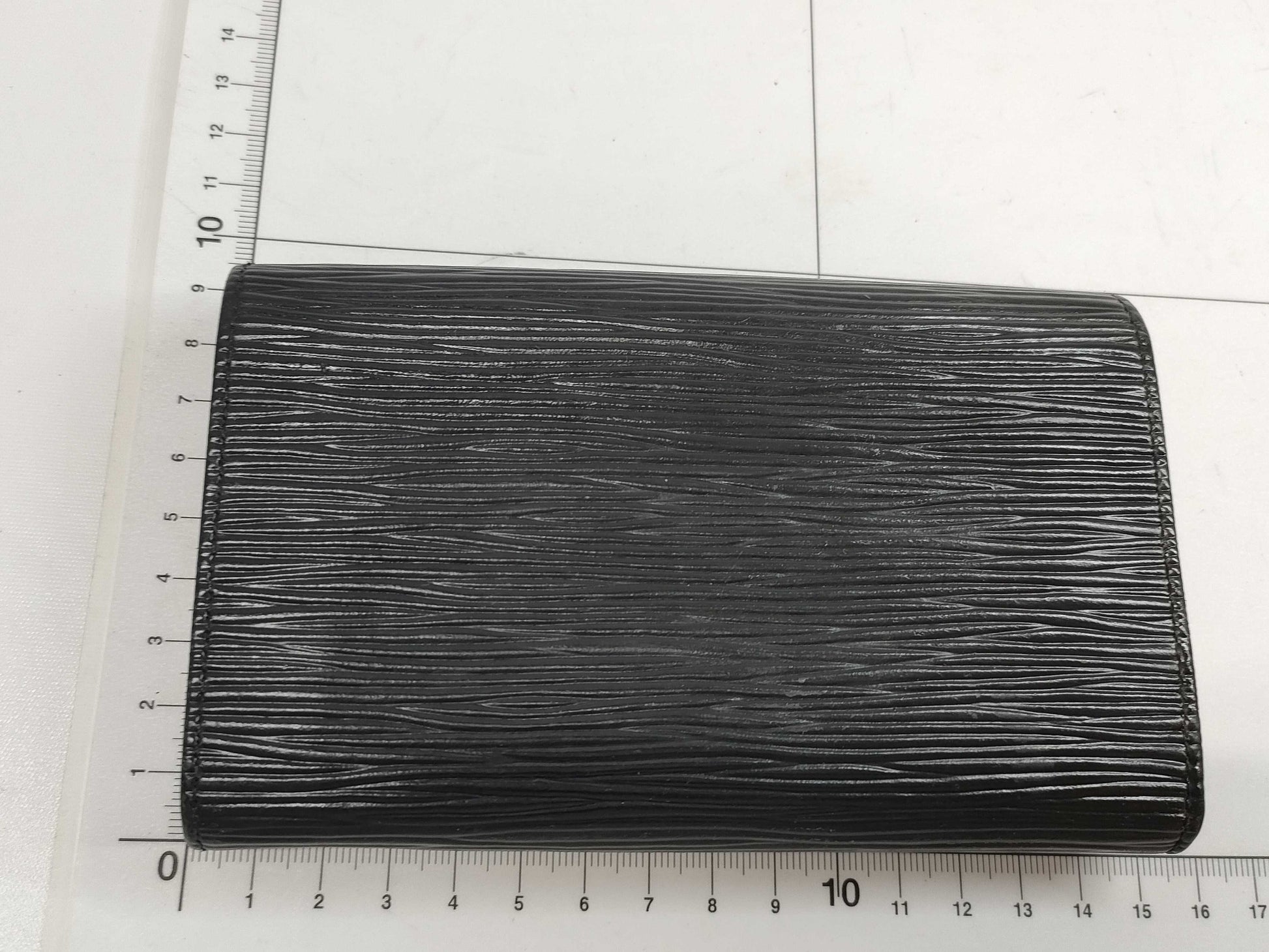 LOUIS VUITTON Epi Porte Monnaie Bi-Tresor Folding Wallet M63502 Wallet