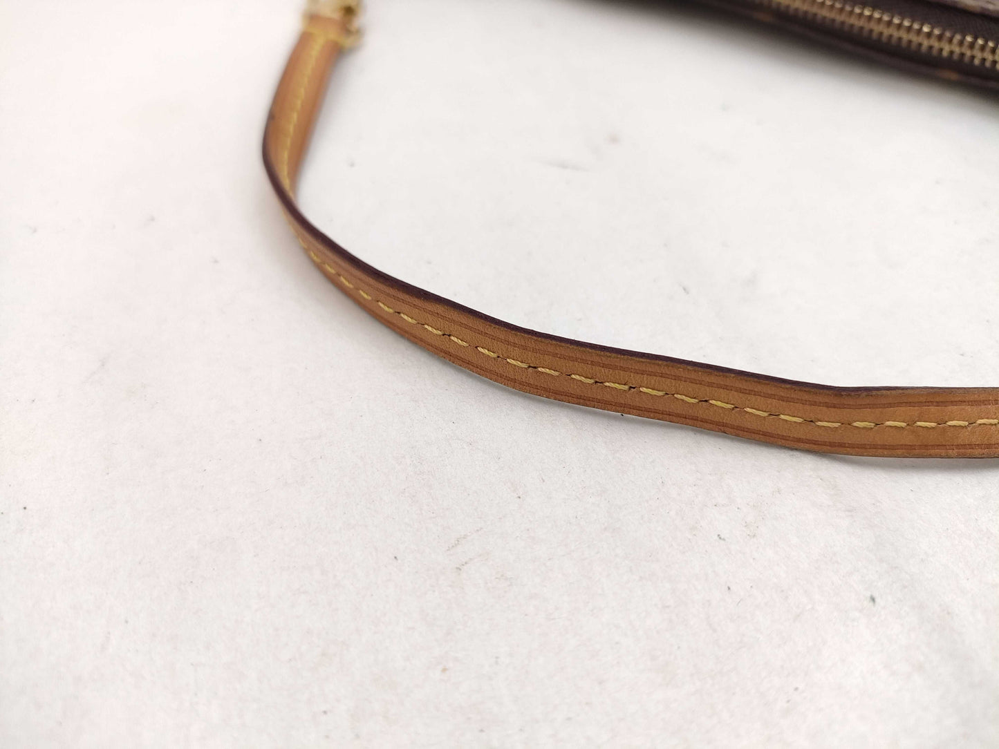 LOUIS VUITTON Monogram Louis Vuitton Pouch