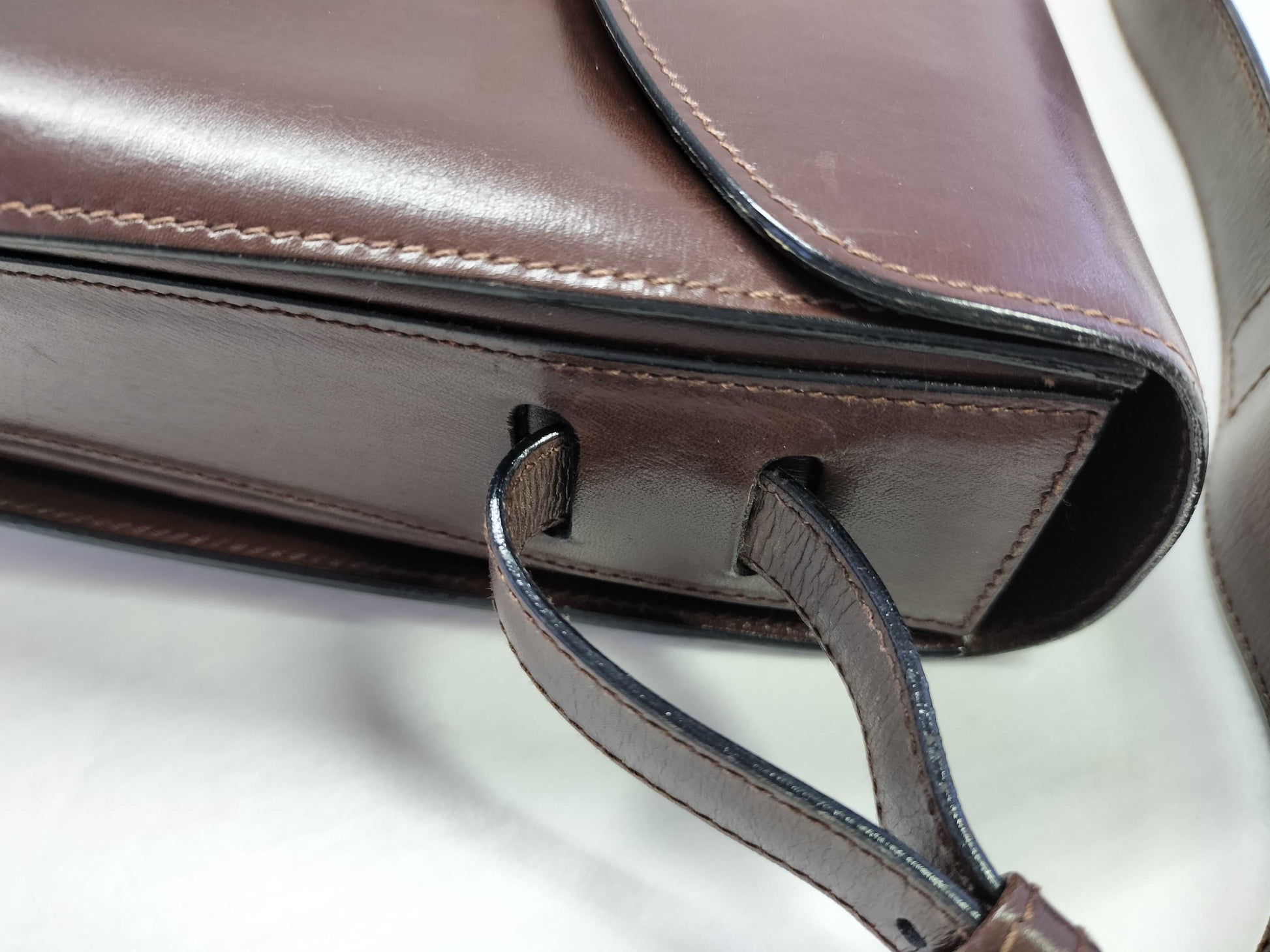 CELINE Circle Logo Leather Shoulder Bag