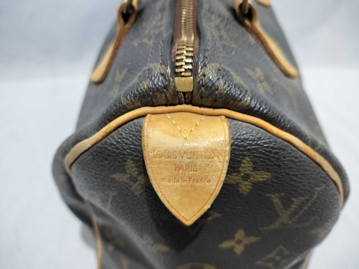 LOUIS VUITTON Monogram Louis Vuitton Monogram Speedy 25 Handbag