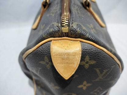LOUIS VUITTON Monogram Louis Vuitton Monogram Speedy 25 Handbag