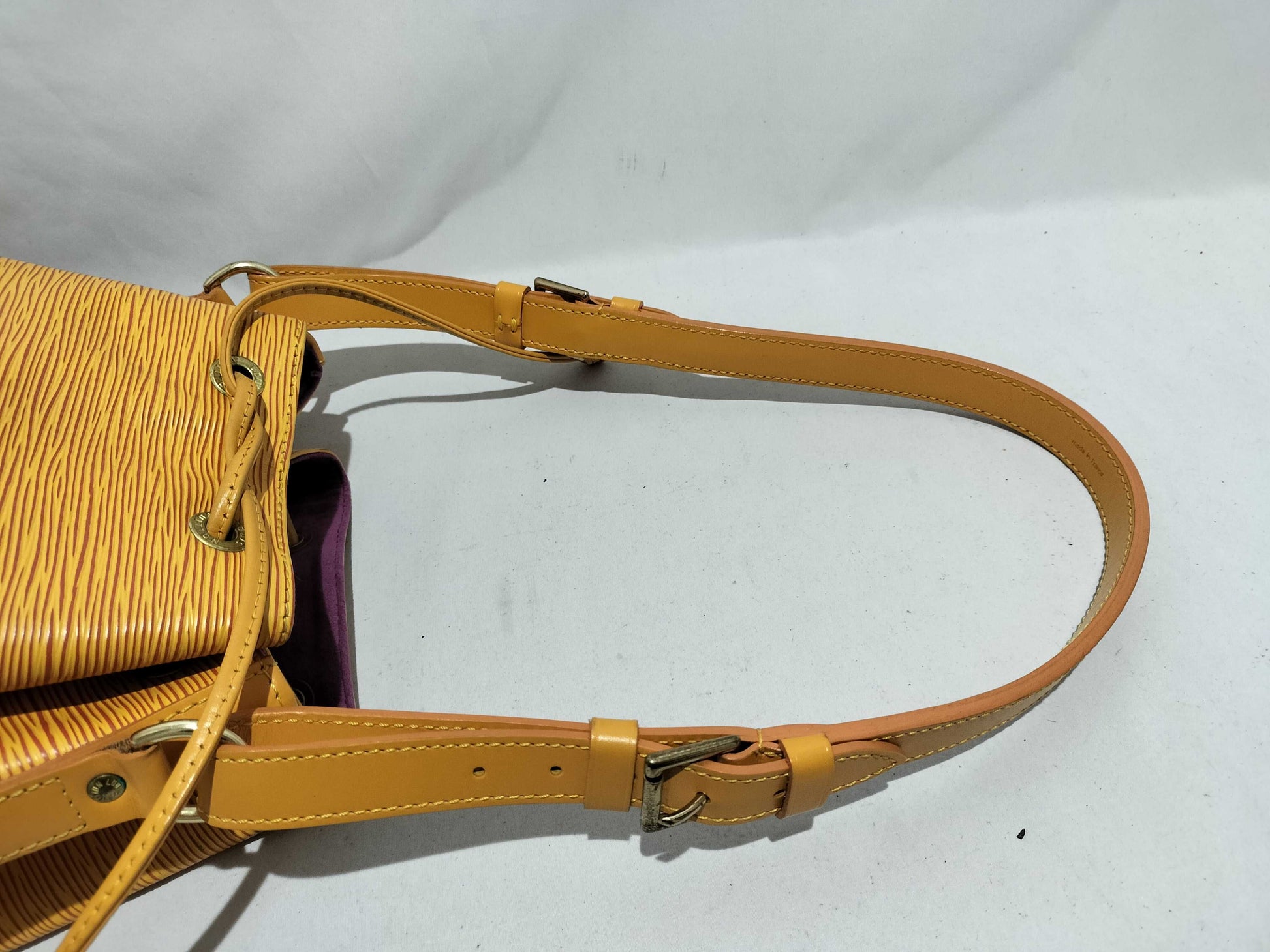 LOUIS VUITTON Epi Petit Noe Shoulder Bag