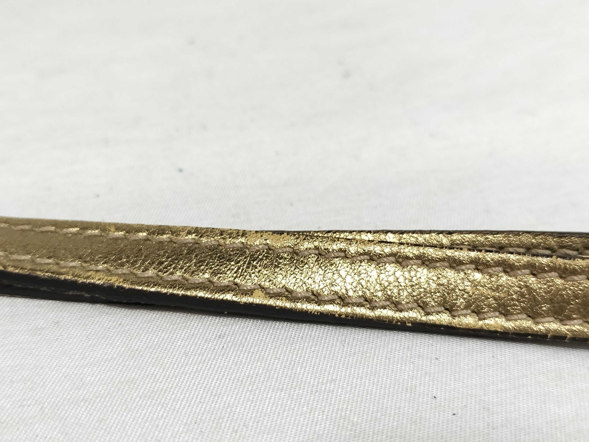 GUCCI GG Canvas Pouch Gucci GG Canvas Pouch