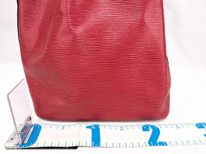 LOUIS VUITTON Epi Petit Noe Shoulder Bag