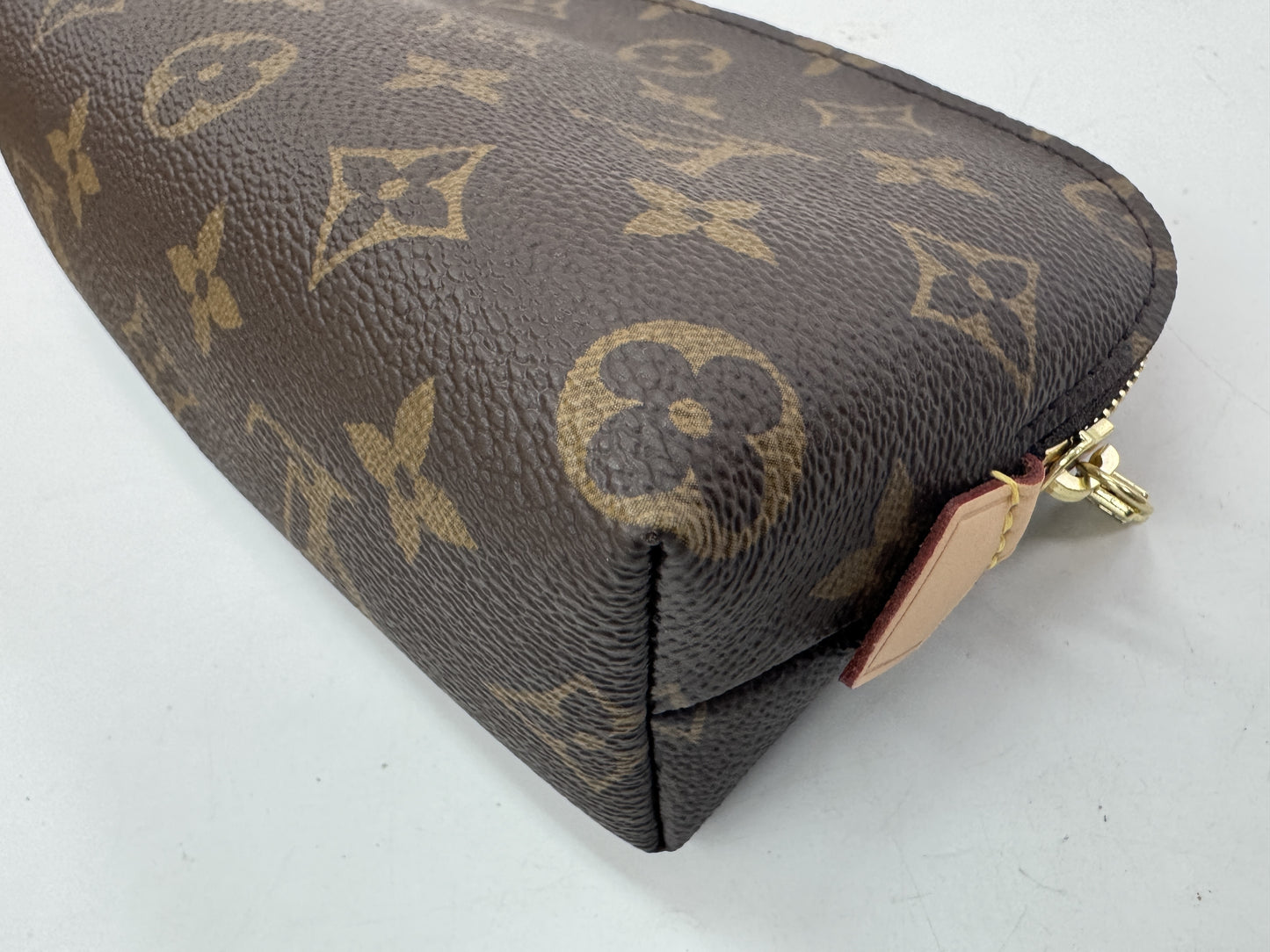 LOUIS VUITTON Monogram Cosmetic Pouch M47515 Unused Pouch