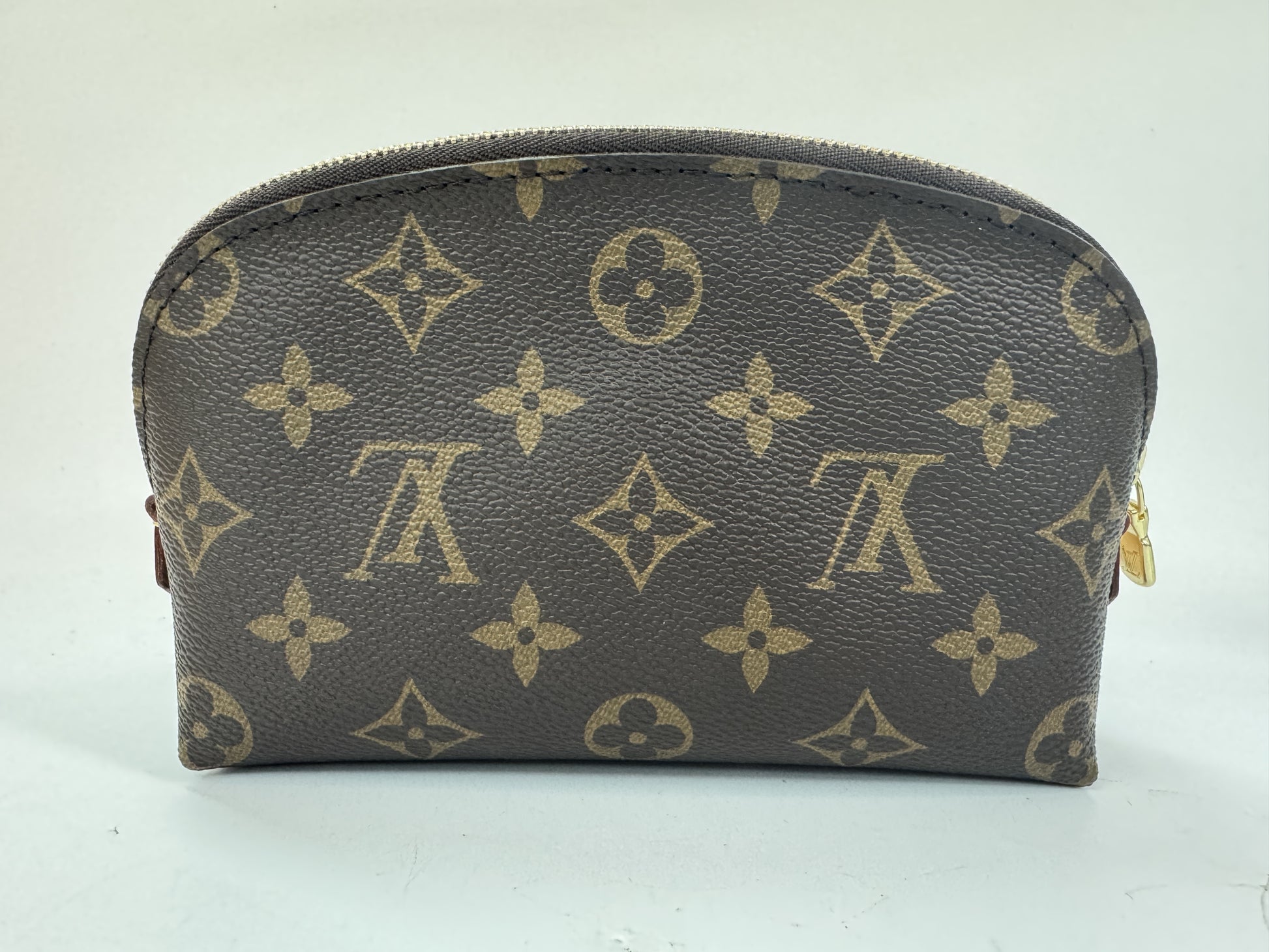 LOUIS VUITTON Monogram Cosmetic Pouch M47515 Unused Pouch