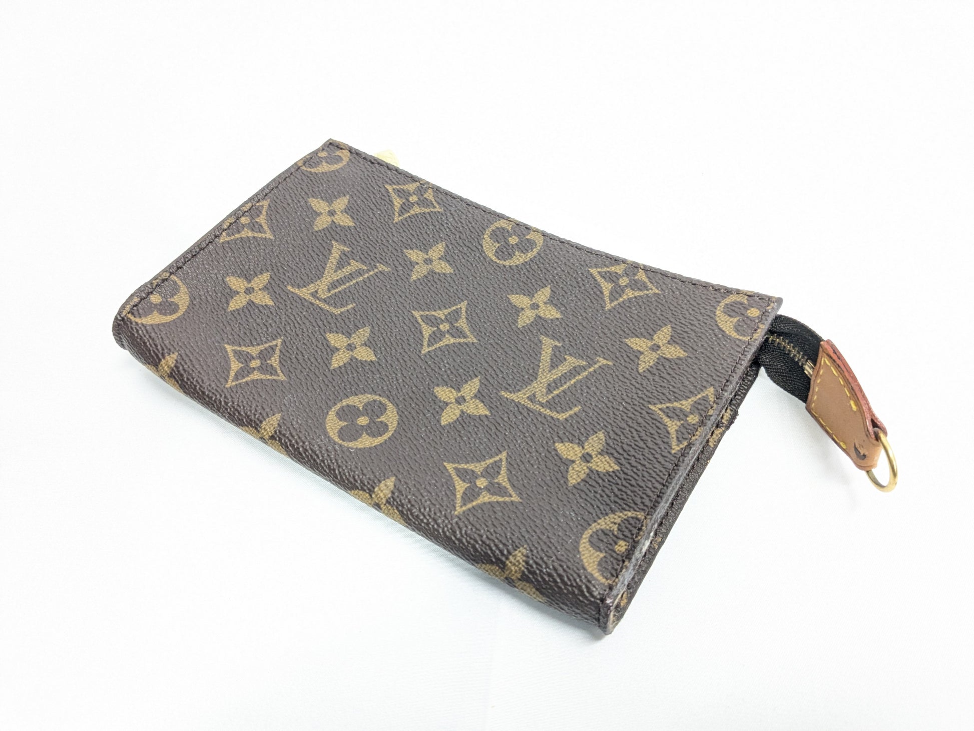 LOUIS VUITTON Monogram LV Monogram Bucket Pouch Pouch