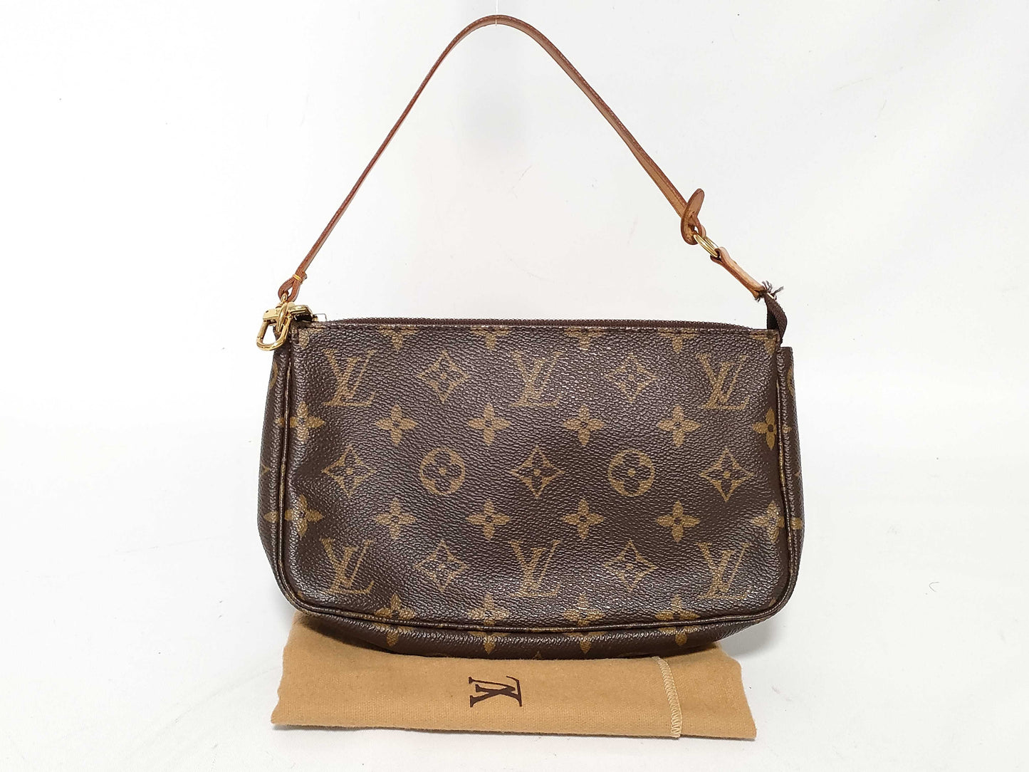 LOUIS VUITTON Monogram Louis Vuitton Monogram Pochette Accessoires Pouch