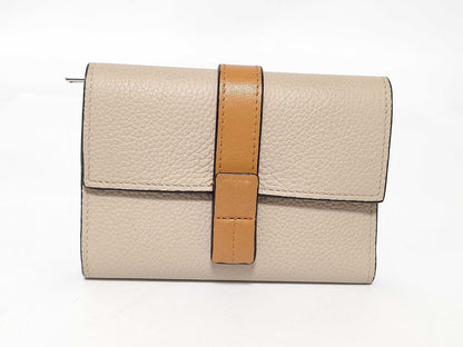 LOEWE Vertical Wallet in Light Oats and Honey