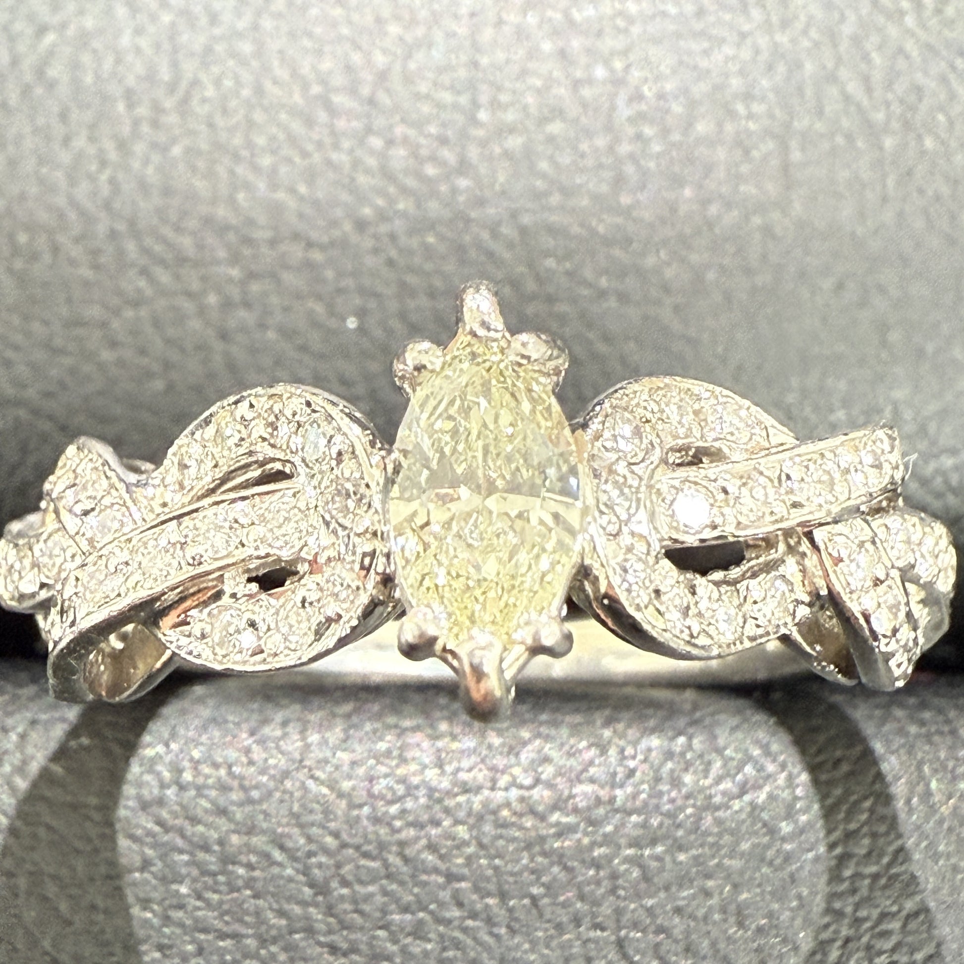 D0.297ct FD0.24ct Pt900 6.7g Ring 