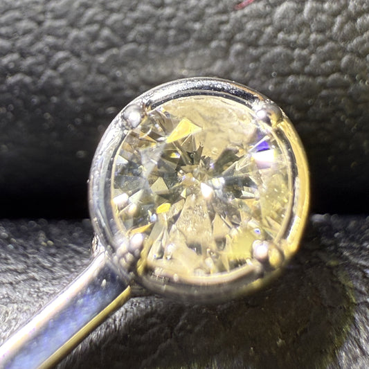 D0.50ct/0.50ct K18WG 3.3g Earrings 