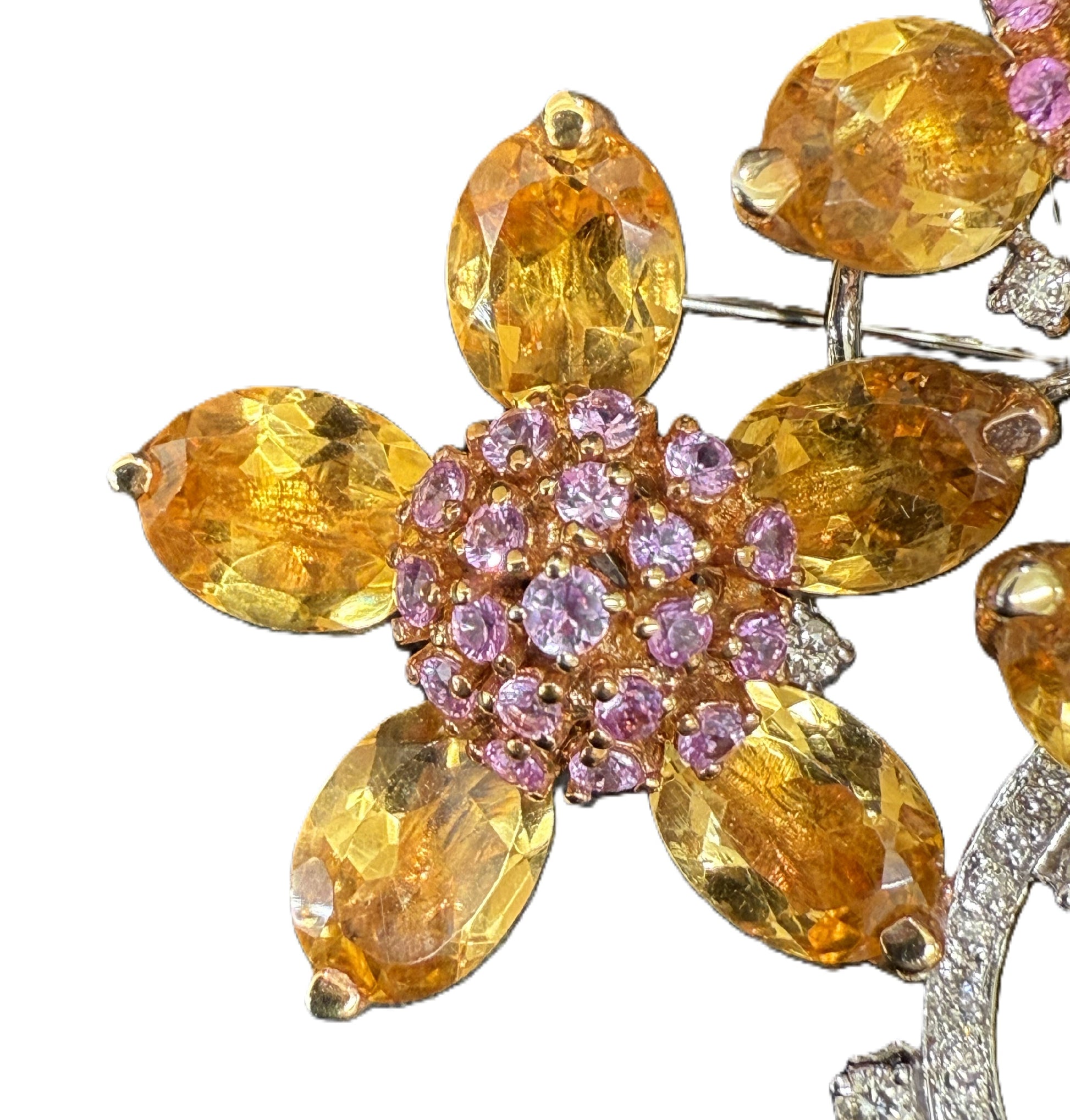 Colored Stone D0.50ct 750 21.3g Brooch 