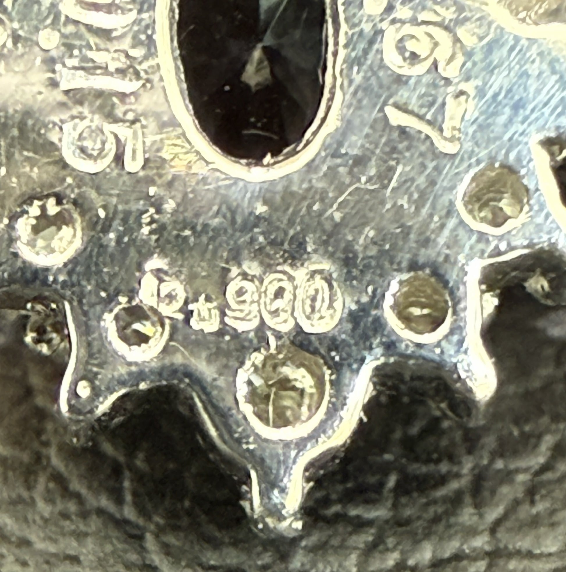 CRESCENT VERT Synthetic Stone 0.67ct D0.15ct PT900 2.0g Pendant Top 